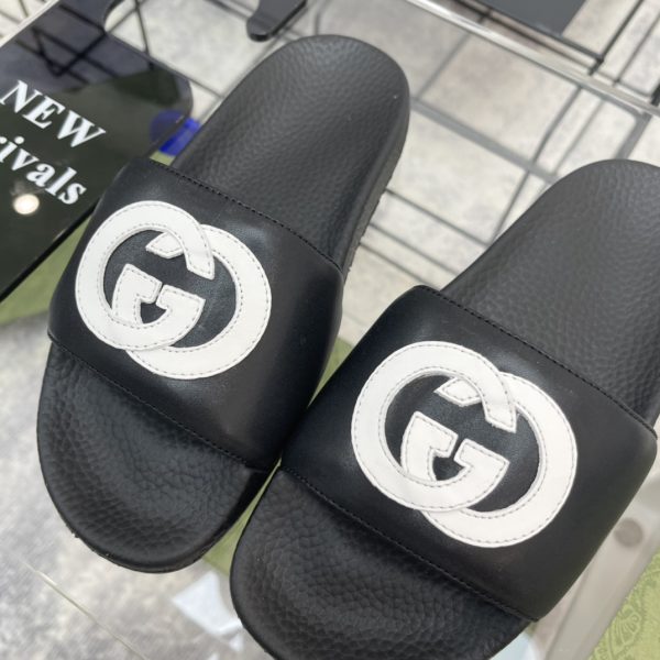 GG SLIPPERS 40