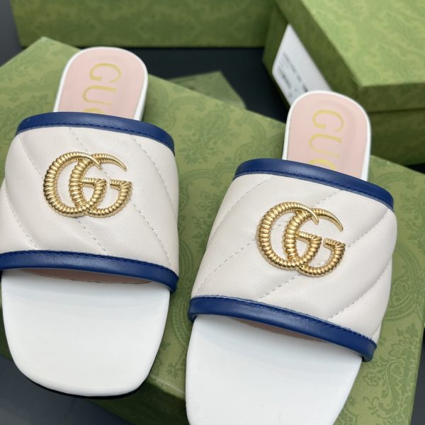 GG SLIPPERS 59