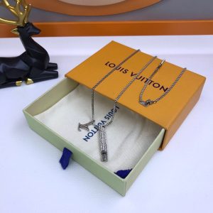 Best Quality Necklace LV 016
