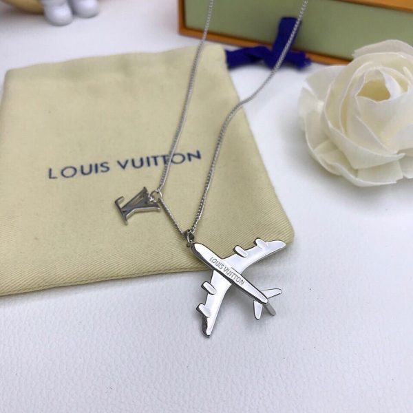 Best Quality Necklace LV 013