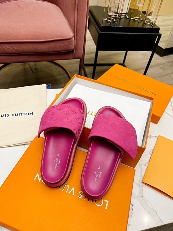 LV Slippers in Pink