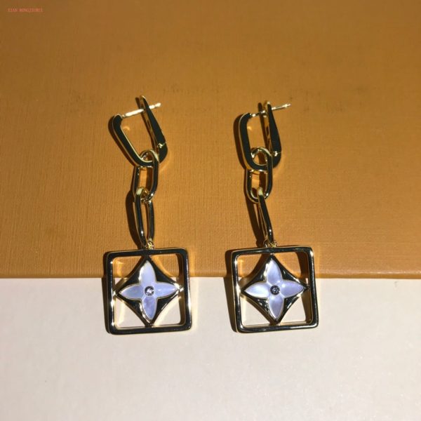 Best Quality Earring LV 004