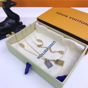 Best Quality Necklace LV 017