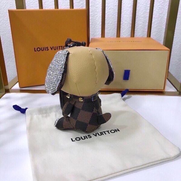 Best Quality Keychains LV 048