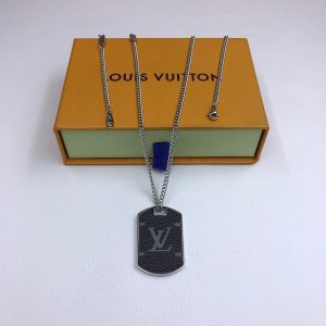 Best Quality Necklace LV 010