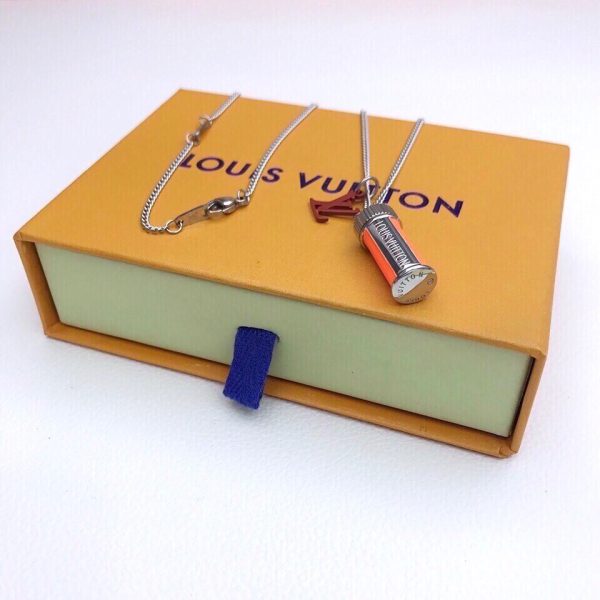 Best Quality Necklace LV 004