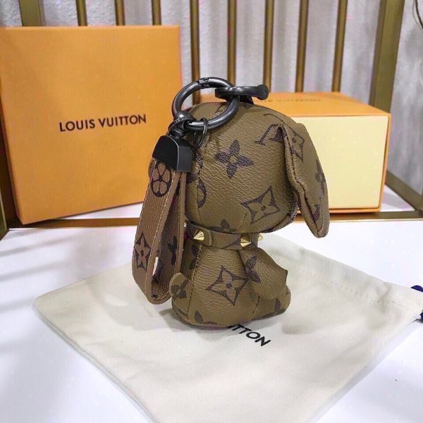 Best Quality Keychains LV 047