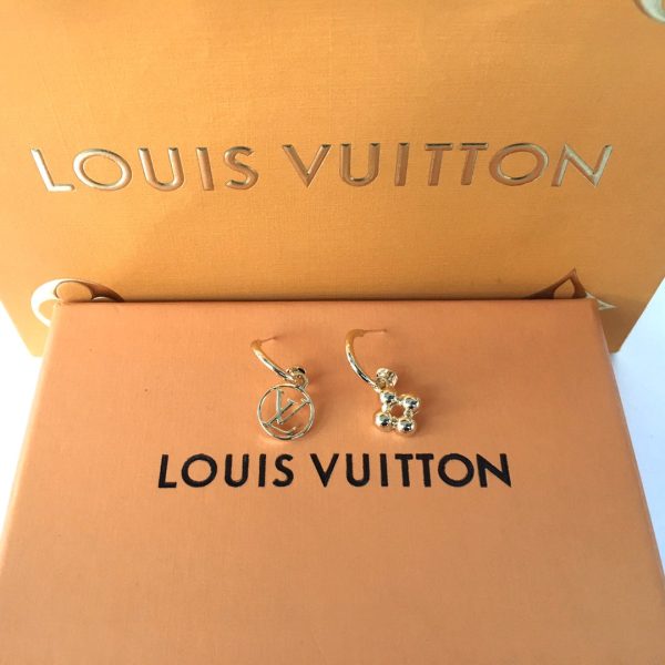 Best Quality Earring LV 007