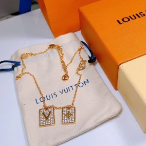 Best Quality Necklace LV 018