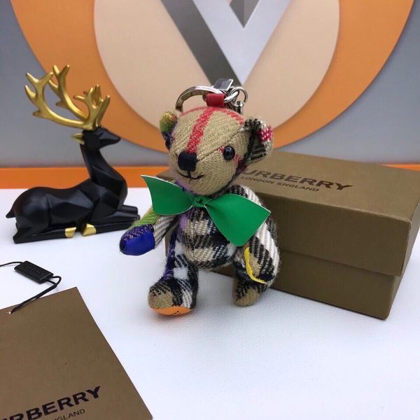 Best Quality Keychains LV 033