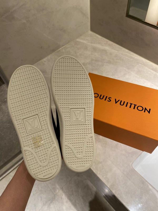 LV WMNS Frontrow Monogram Sports Shoes