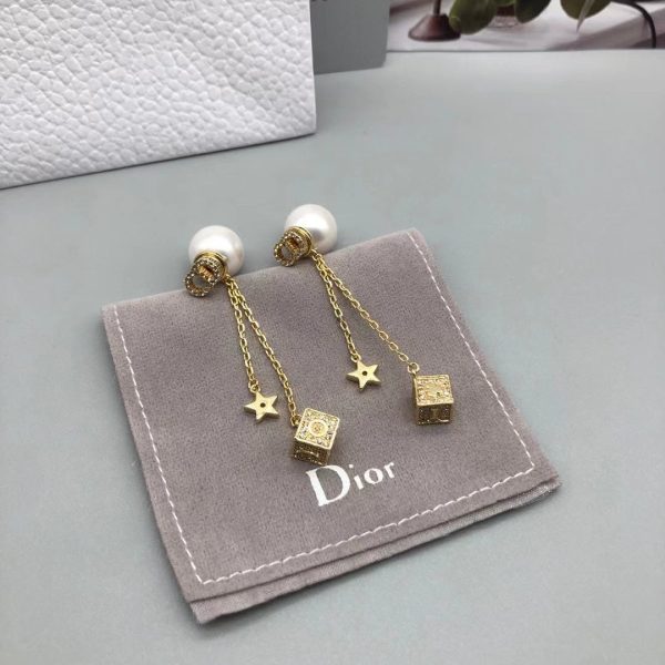 Best Quality Earring DR 041