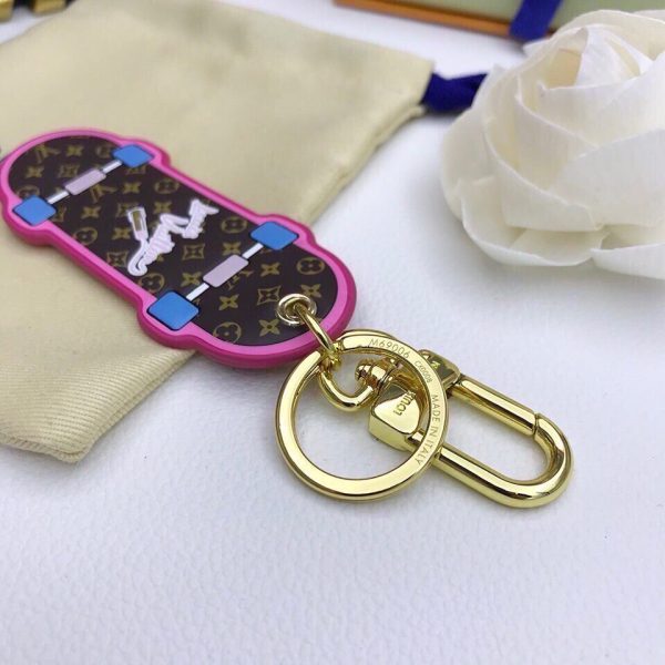 Best Quality Keychains LV 019