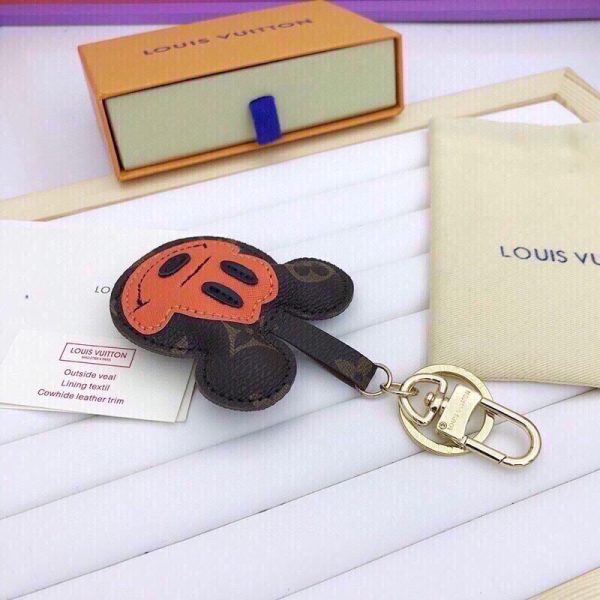 Best Quality Keychains LV 054