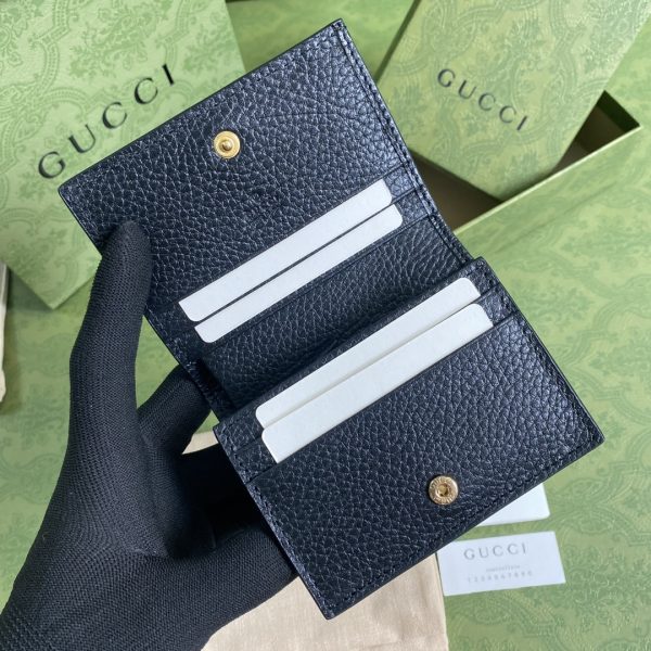 GG Marmont zip around wallet