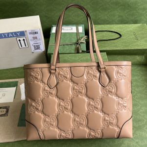 GG Matelassé leather medium tote