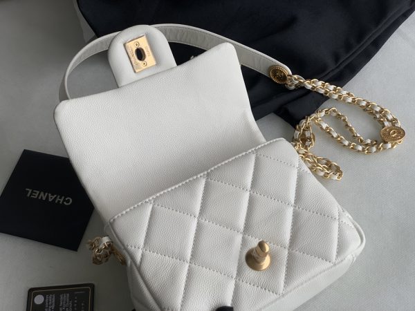 MINI CLASSIC FLAP BAG