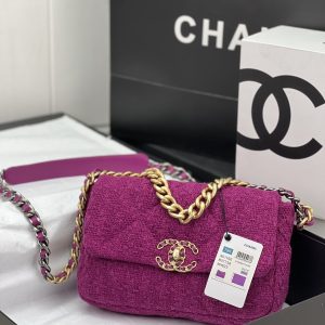 CN 19 HANDBAG