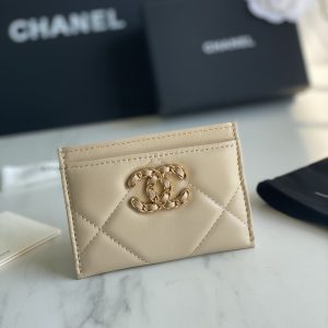 Chanl 19  CARD HOLDER