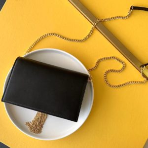 KATE CHAIN WALLET WITH TASSEL IN GRAIN DE POUDRE EMBOSSED LEATHER