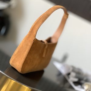 LE 5 À 7 HOBO BAG IN PYTHON