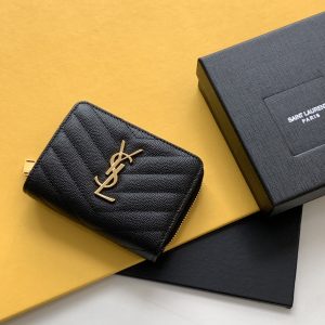 CASSANDRE MATELASSÉ COMPACT ZIP AROUND WALLET IN GRAIN DE POUDRE EMBOSSED LEATHER