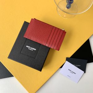 CASSANDRE MATELASSÉ ZIPPED FRAGMENTS CARD CASE IN GRAIN DE POUDRE EMBOSSED LEATHER