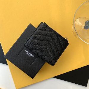 CASSANDRE MATELASSÉ FLAP CARD CASE IN GRAIN DE POUDRE EMBOSSED LEATHER