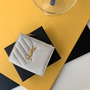 CASSANDRE MATELASSÉ FLAP CARD CASE IN GRAIN DE POUDRE EMBOSSED LEATHER