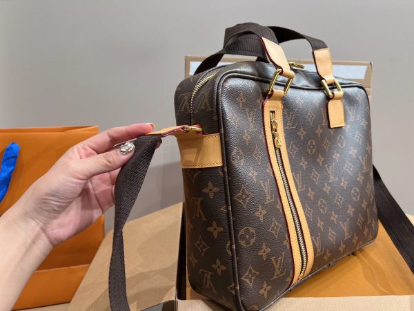 Laveszi Luxury Bags LV 772