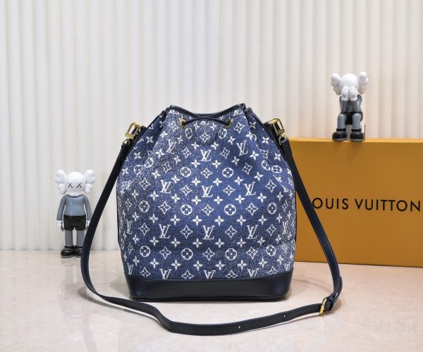 Laveszi Luxury Bags LV 875