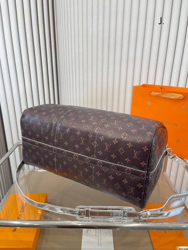 Laveszi Luxury Bags LV 657