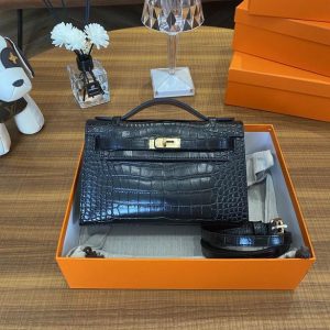 Laveszi Luxury Bags HM 066