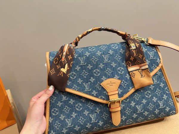 Laveszi Luxury Bags LV 729