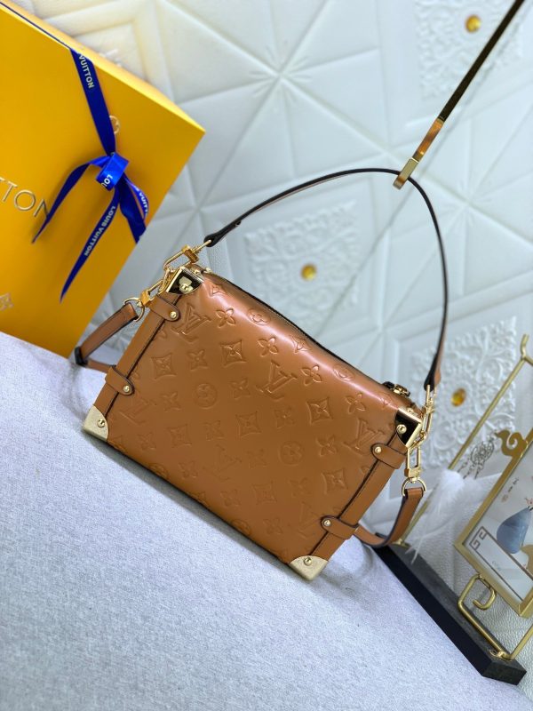 Laveszi Luxury Bags LV 582