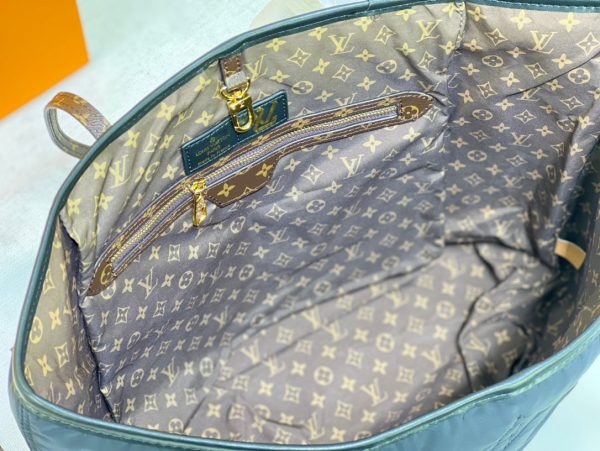 Laveszi Luxury Bags LV 623