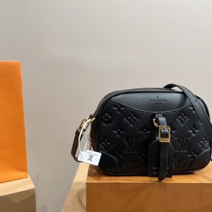 Laveszi Luxury Bags LV 757