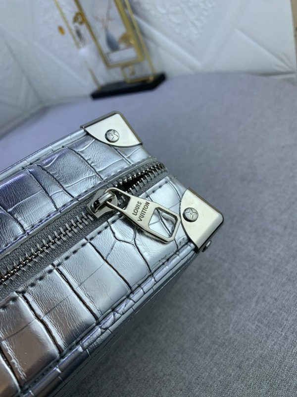 Laveszi Luxury Bags LV 659