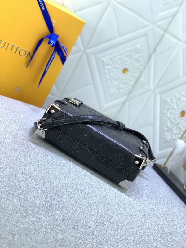 Laveszi Luxury Bags LV 583