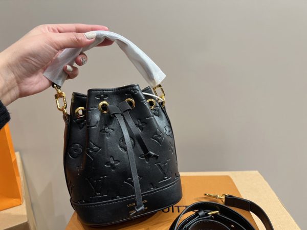 Laveszi Luxury Bags LV 755