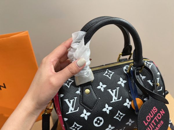 Laveszi Luxury Bags LV 732