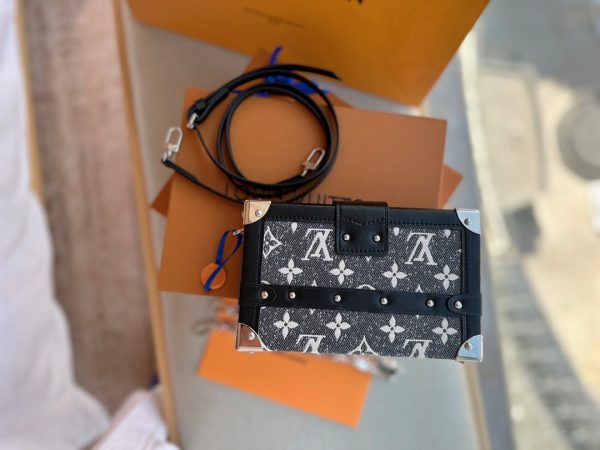 Laveszi Luxury Bags LV 726