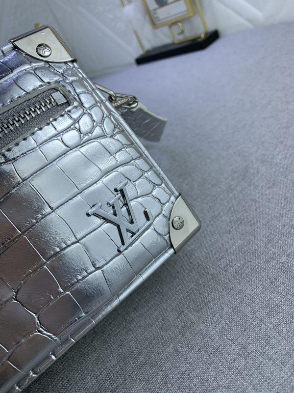 Laveszi Luxury Bags LV 659