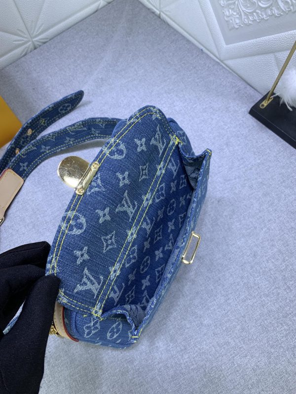 Laveszi Luxury Bags LV 639