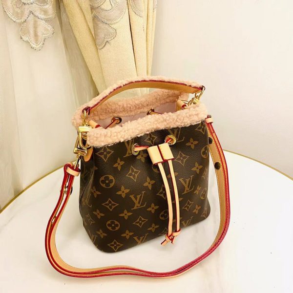 Laveszi Luxury Bags LV 580