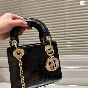 Laveszi Luxury Bags CD 369