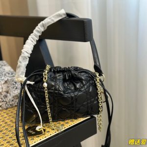 Laveszi Luxury Bags CD 365