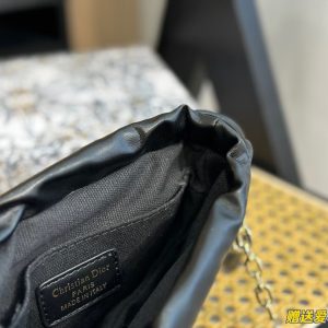 Laveszi Luxury Bags CD 365