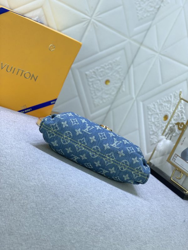 Louis Vuitton Pleaty bag in blue denim