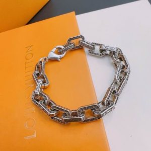 LV bracelet 11ly244